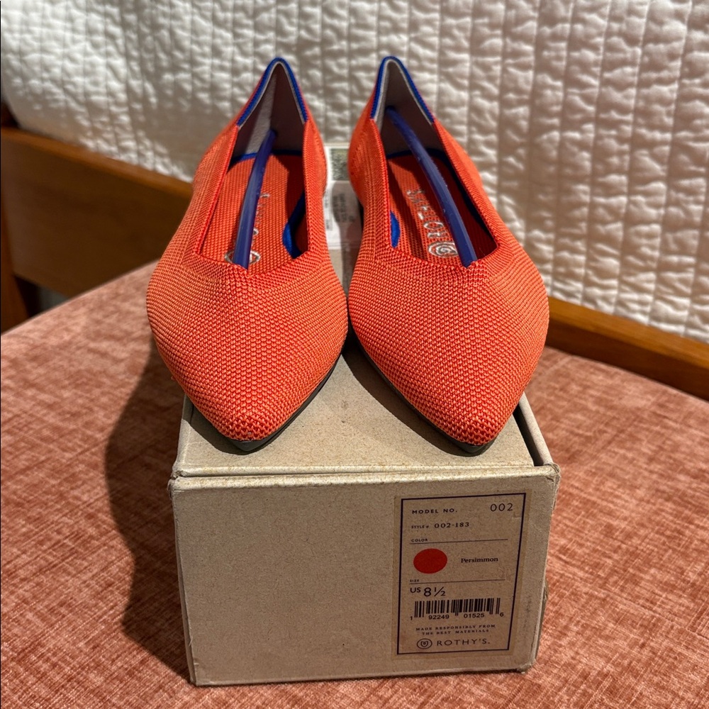 SOLD NWT Rothy'’s The Point Persimmon Size 8 & 8.5 - Picture 2 of 4